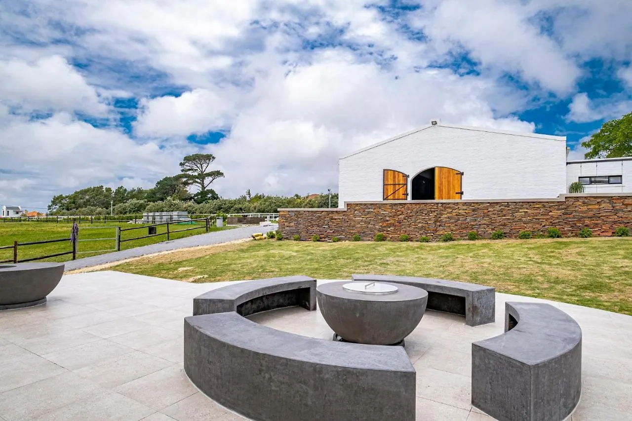 The Hill Villa Port Elizabeth Holiday home